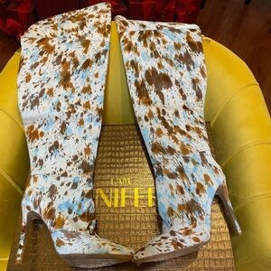 JENNIFER LE (iamjenniferle) over Knee-High Boots